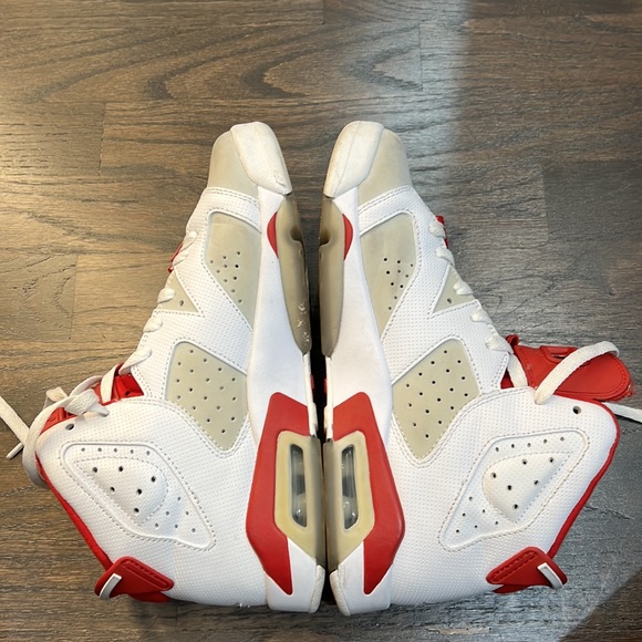 Air Jordan 6 Retro Red and White - Picture 10 of 11